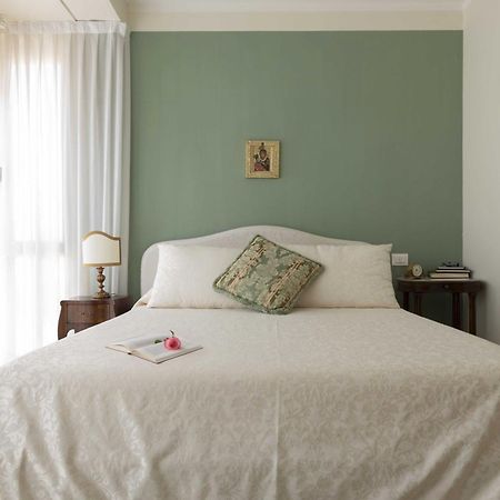 Casa Lazzarini Luxury Apartment Песаро Екстериор снимка