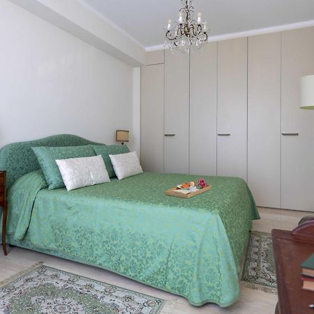 Casa Lazzarini Luxury Apartment Песаро Екстериор снимка