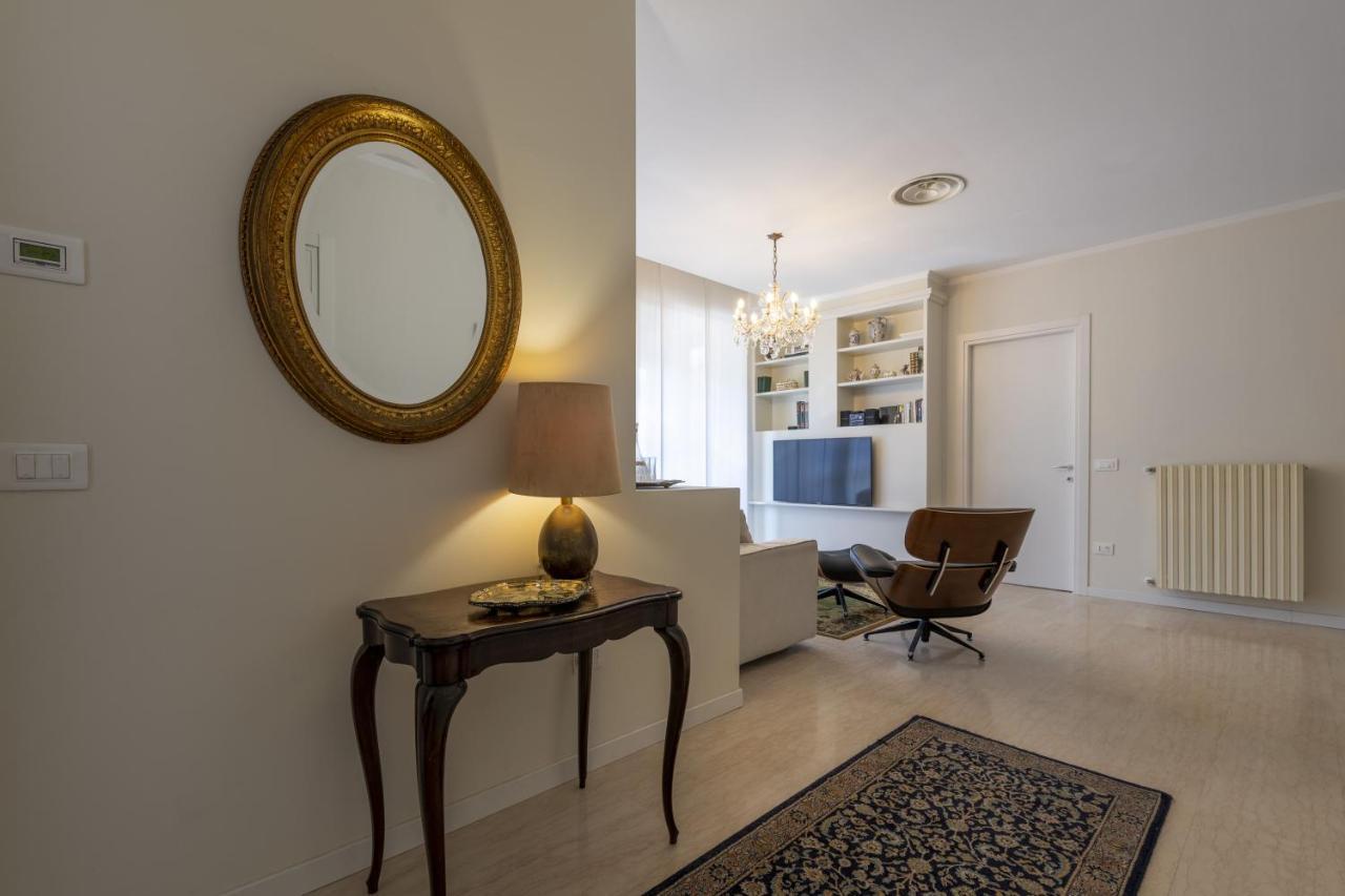 Casa Lazzarini Luxury Apartment Песаро Екстериор снимка