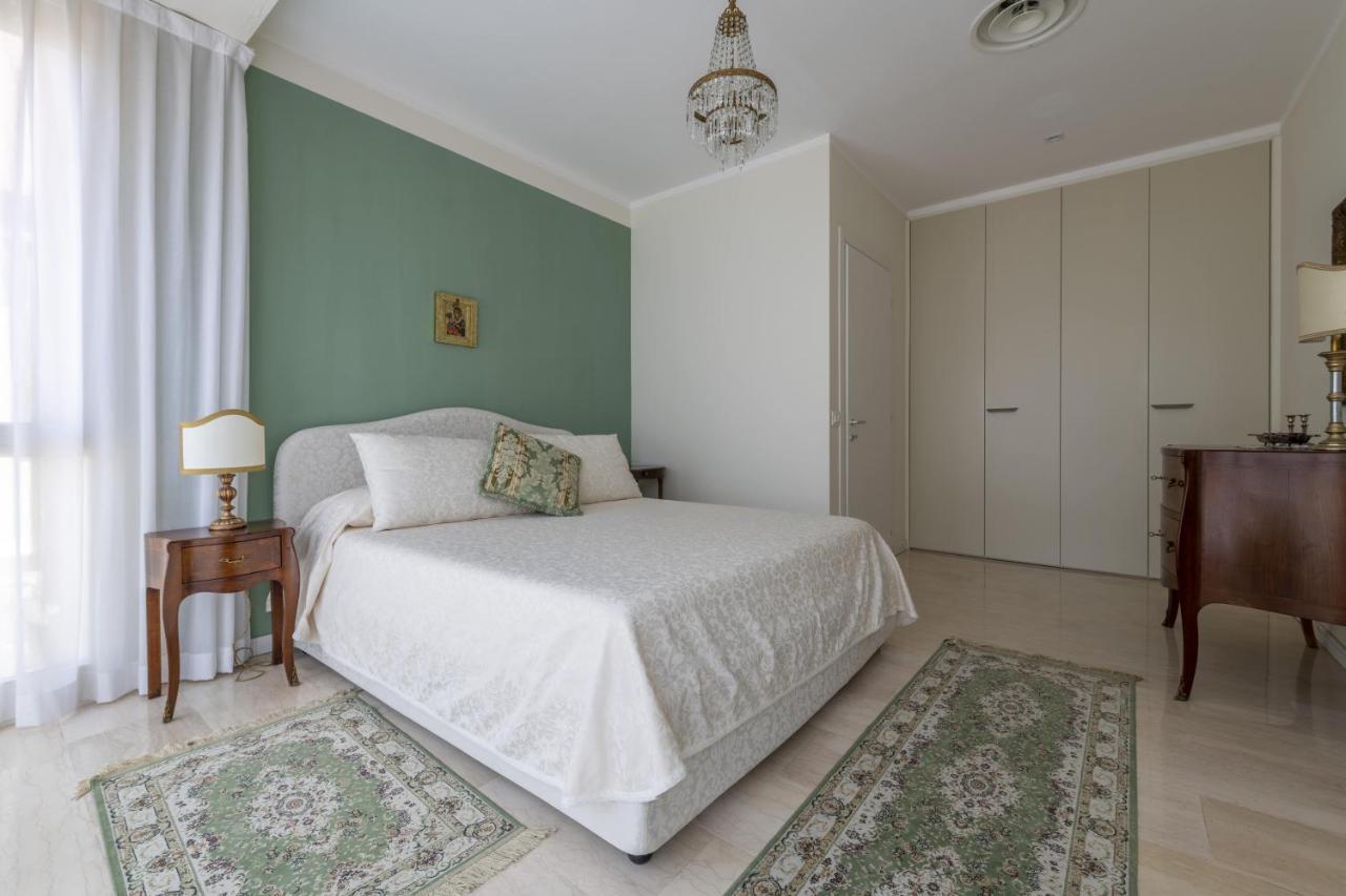 Casa Lazzarini Luxury Apartment Песаро Екстериор снимка
