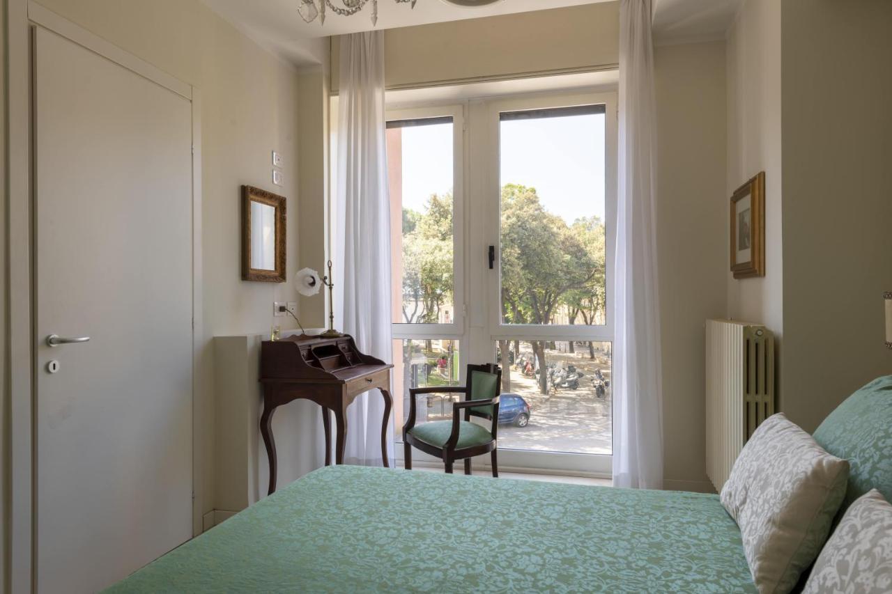 Casa Lazzarini Luxury Apartment Песаро Екстериор снимка