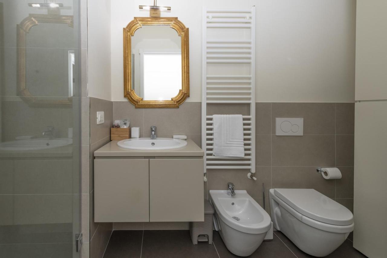 Casa Lazzarini Luxury Apartment Песаро Екстериор снимка